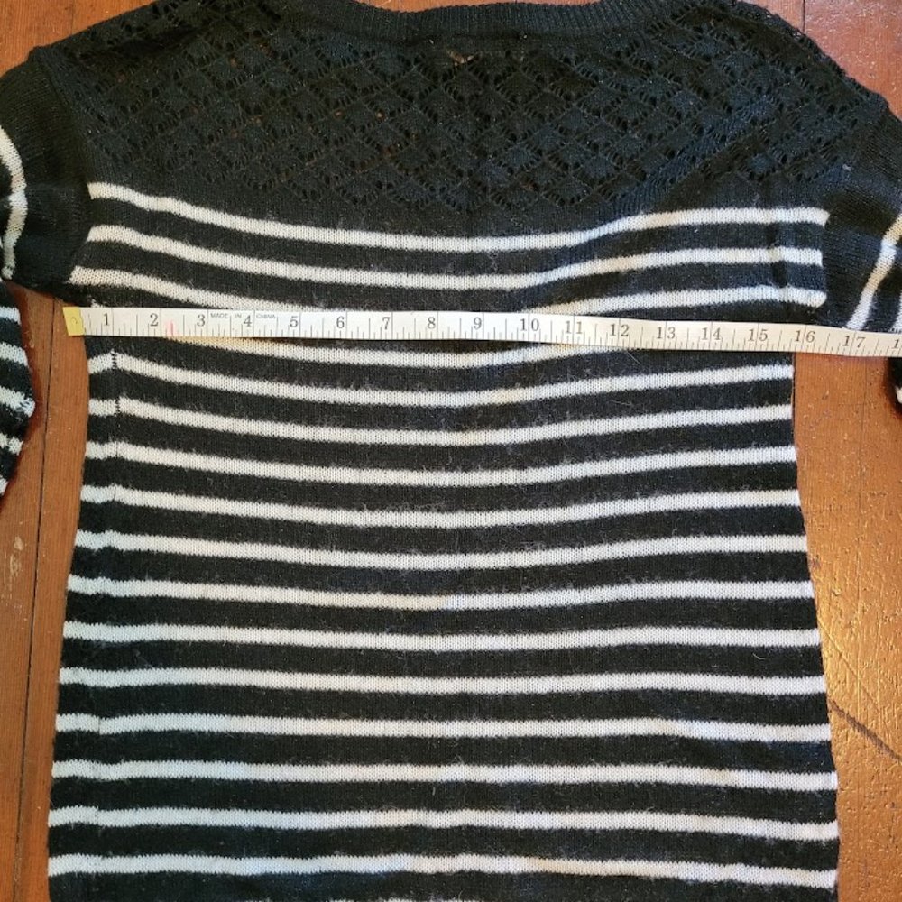 Ann Taylor Loft XS Lightweight Stripe Sweater - Picture 2 of 3